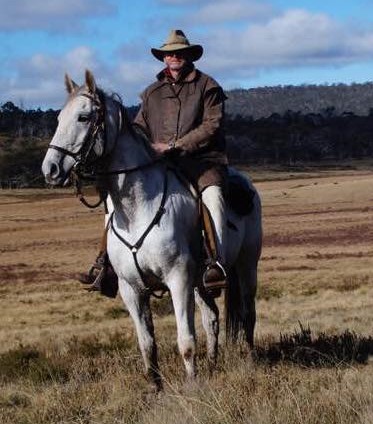 Waler stallion Snowy Royston with Richard Crispin