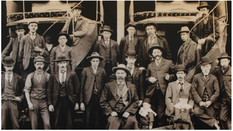 Ballarat horse tram drives pictured c1903