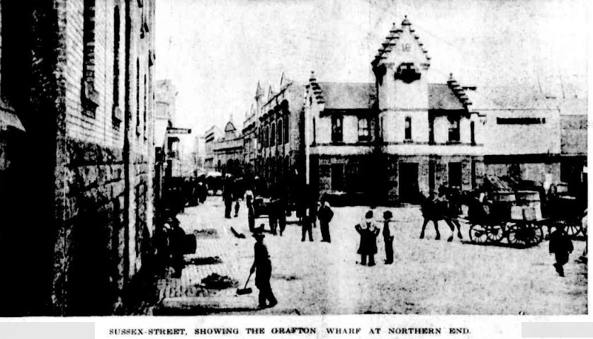 A street sweeper at work in 1903