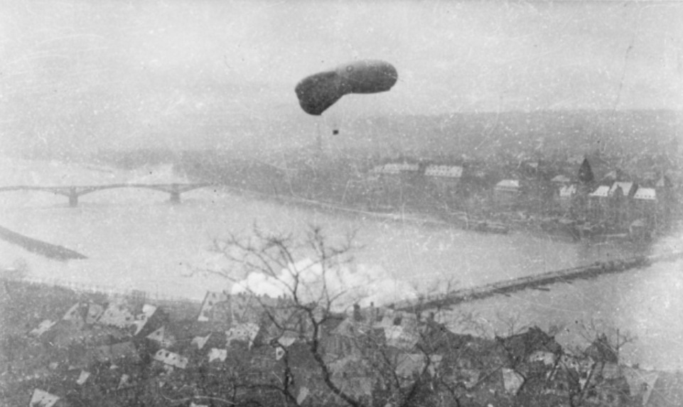 An American observation balloon above the River Rhine at Coblenz