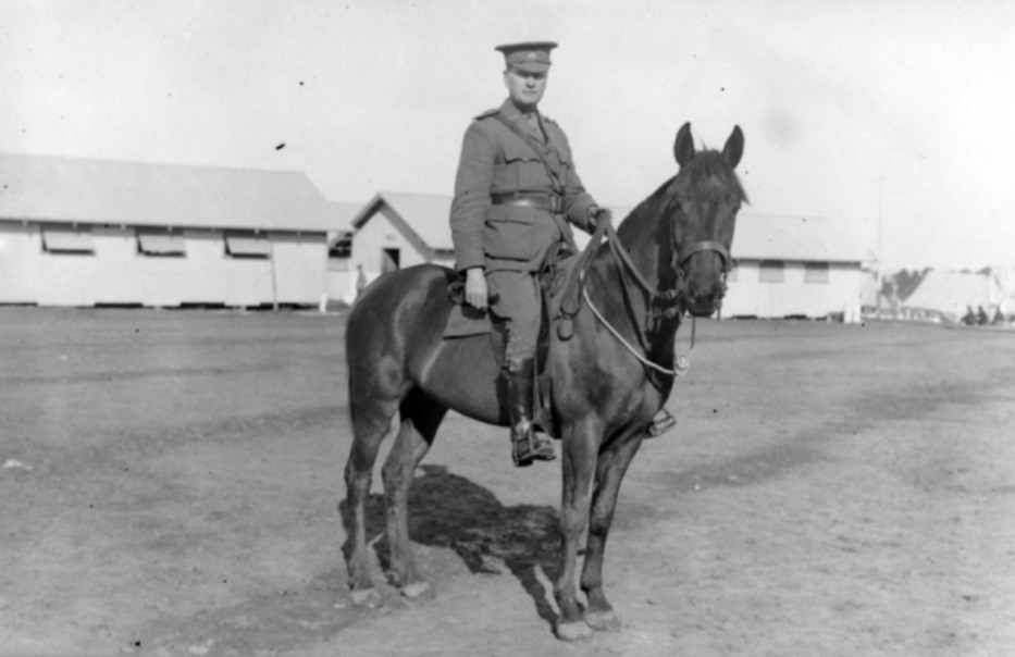 Portrait of camp quartermaster. Broadmeadows, Melbourne, 28th August 1916. AWM