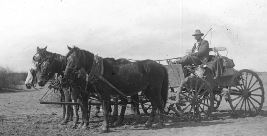 'Old B'ville [i.e. Birdsville] mail [transparency] : a lantern slide used by John Flynn in lectures 1912-51.' SLSA