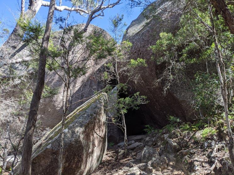 VistNSW website photo Thunderbolt's Cave, near Tenterfield. There was a large area below where his horses were stabled.