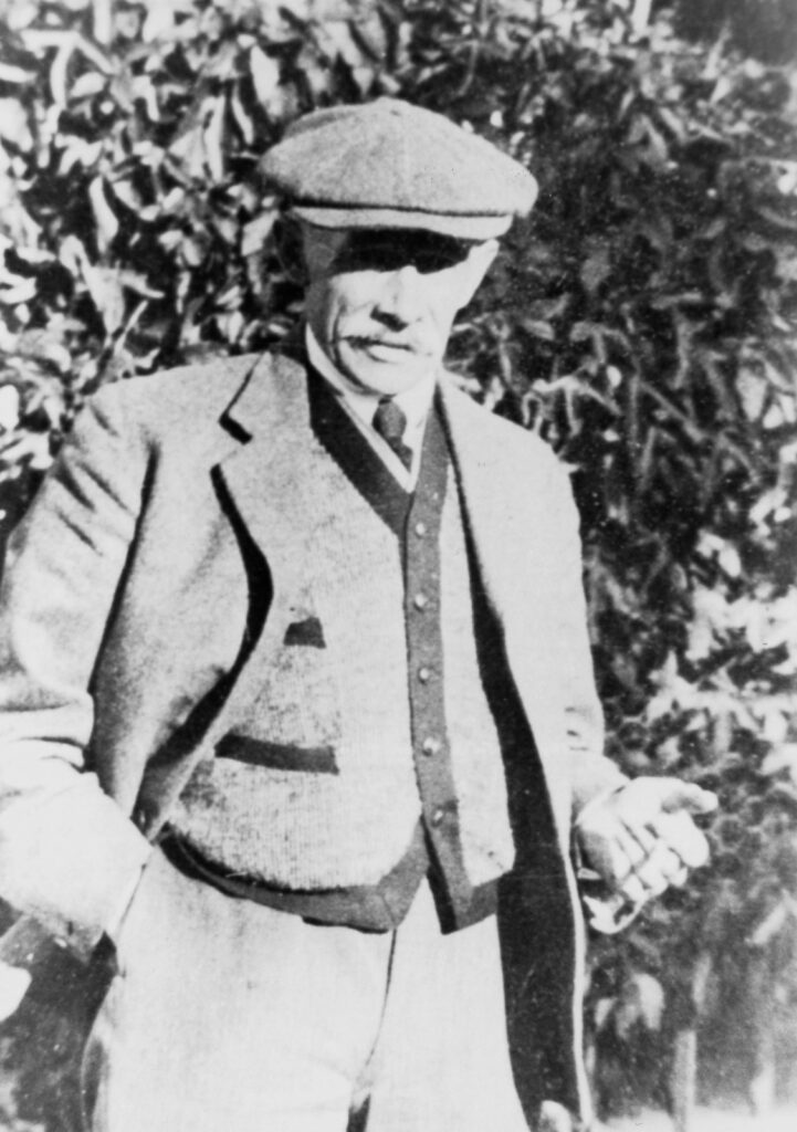 Charles Frederick White. For some years he was President of Stanthorpe Show.
SLQ photo.
